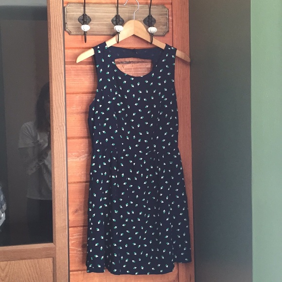 Retro Triangle Pattern Dress - Picture 2 of 3